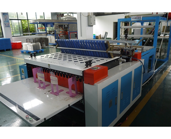 珍珠棉(mian)加工車間