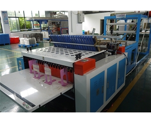 珍珠棉(mian)加工車間(jiān)