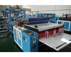 珍(zhen)珠棉加工(gōng)車間