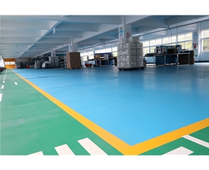 吸塑包裝生(shēng)産車間